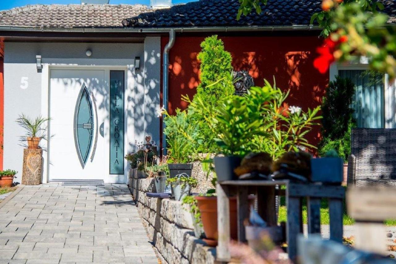 Villa Croatia & Restaurant Adria 클링겐베라크암마인 외부 사진